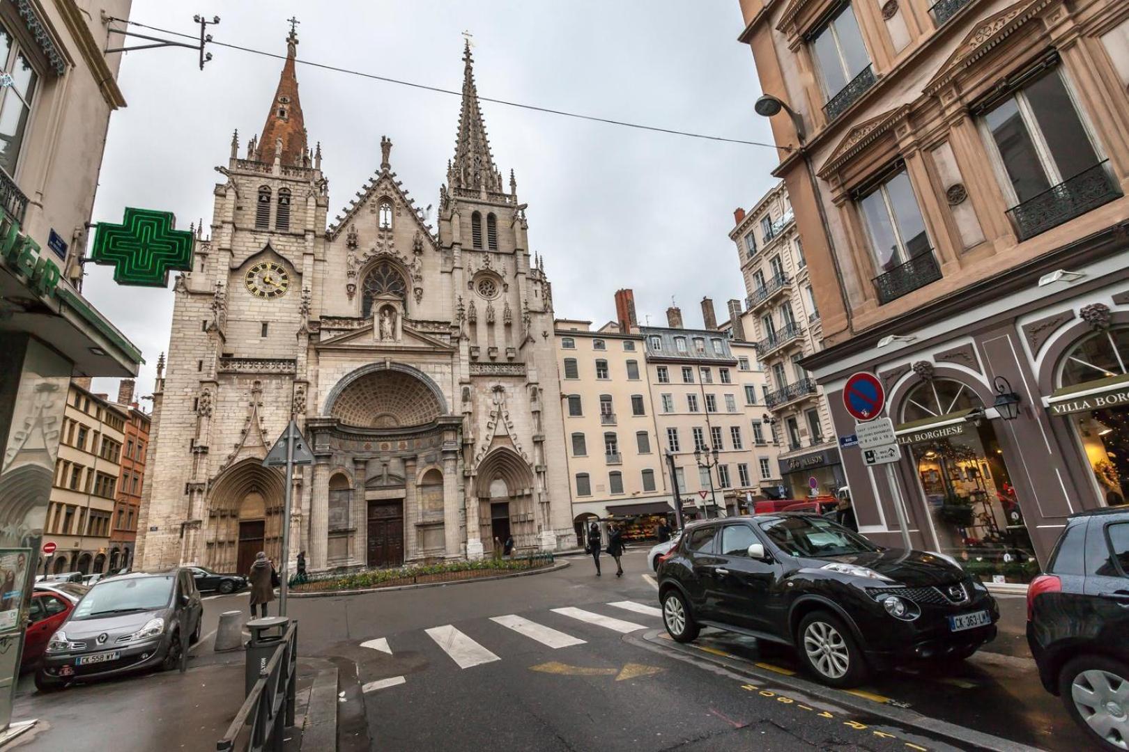 Colombe - Location T2 - 2 Appartement *
